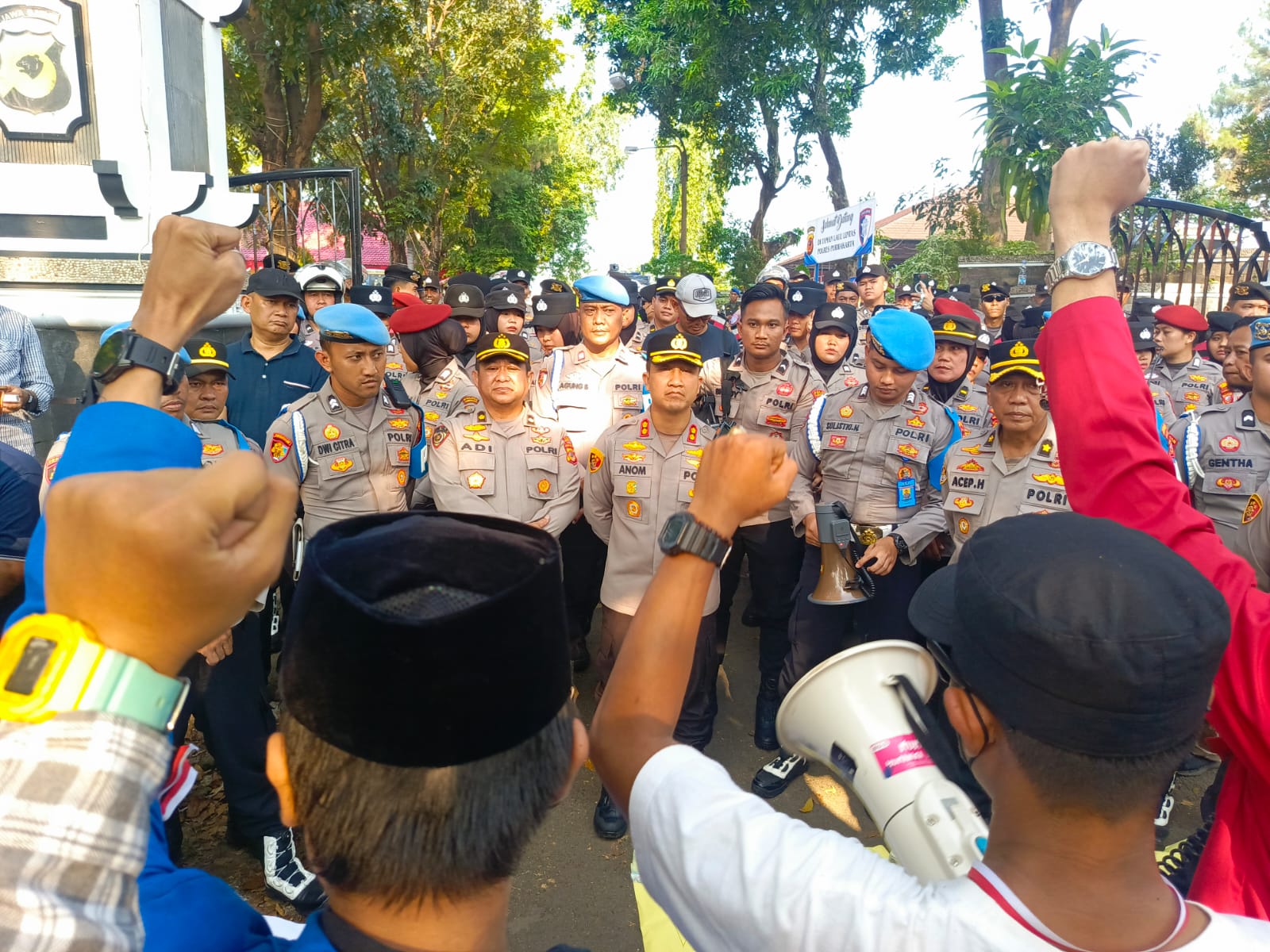 WhatsApp Image 2025-09-01 at 18.44.14